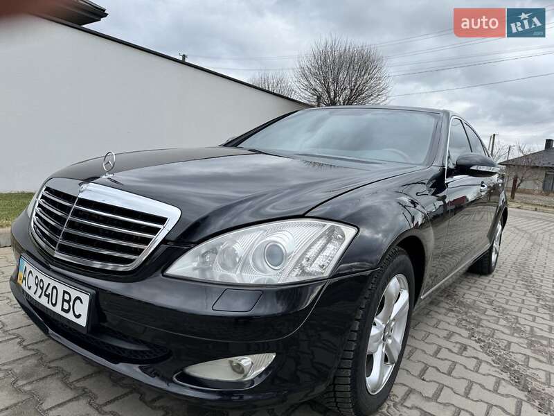 Mercedes-Benz S-Class 2009