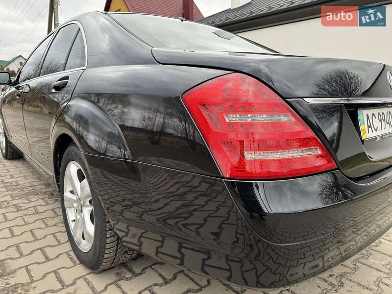 Mercedes-Benz S-Class 2009
