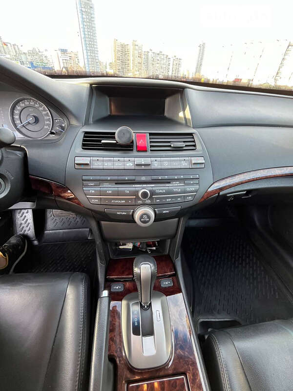 Honda Crosstour 2011