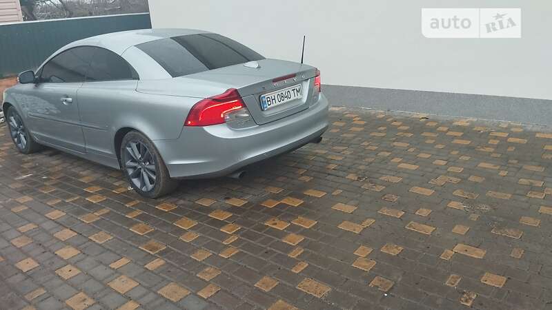 Volvo C70 2010