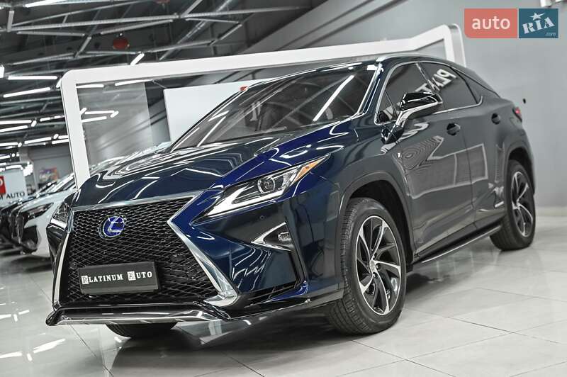 Lexus-19