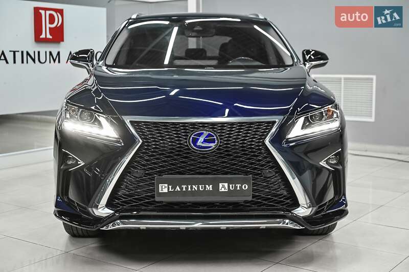 Lexus-32
