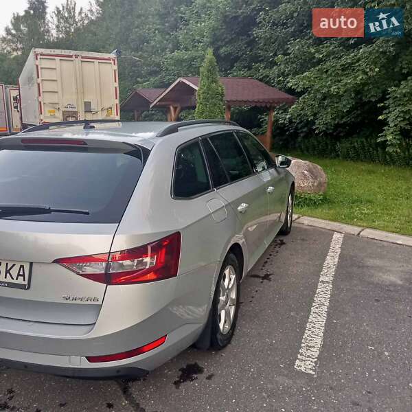 Skoda Superb 2016