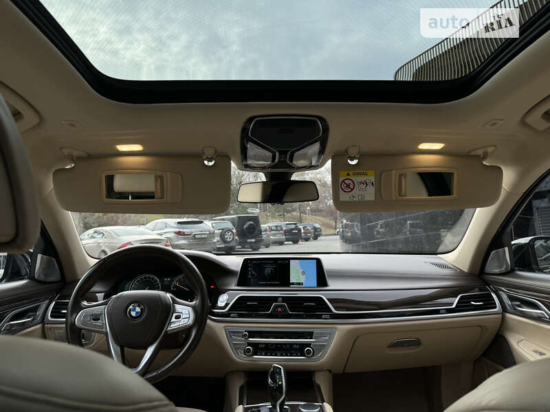 BMW 7 Series 2015
