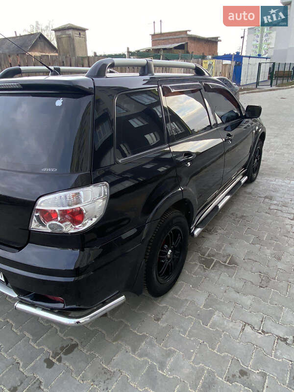 Mitsubishi Outlander 2008
