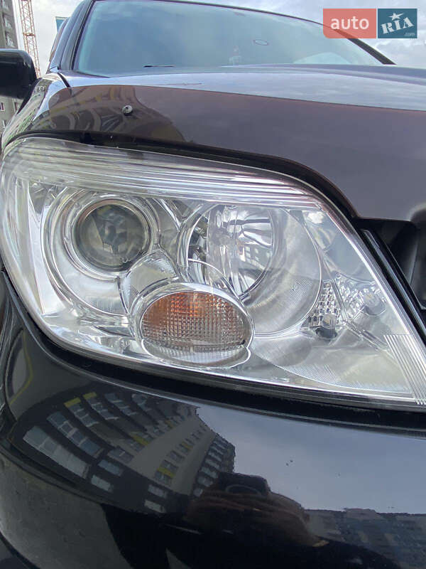 Mitsubishi Outlander 2008