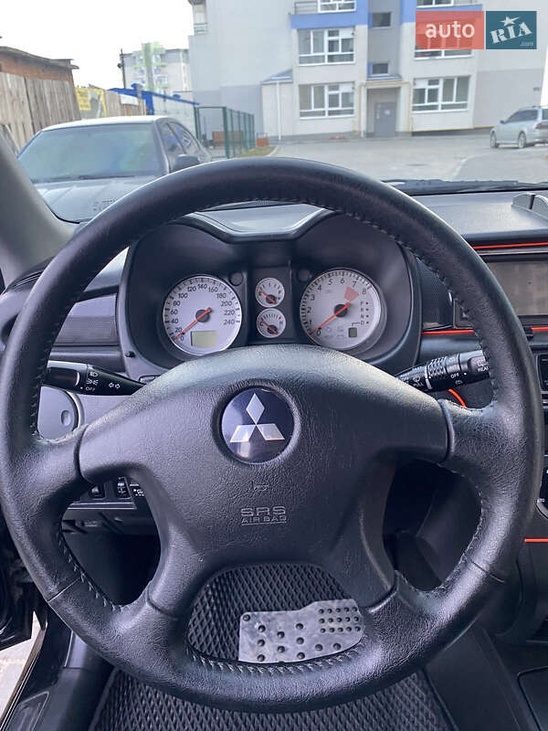 Mitsubishi Outlander 2008