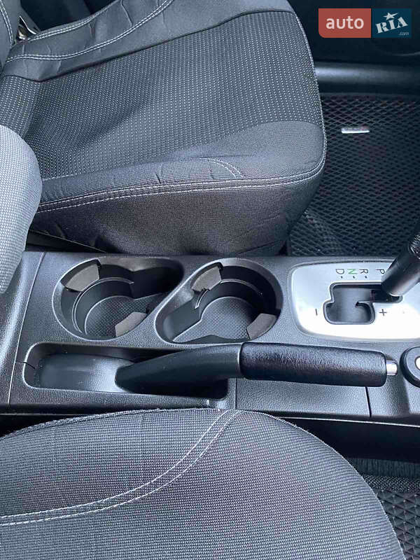 Mitsubishi Outlander 2008
