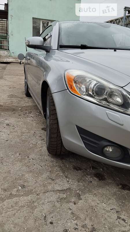 Volvo C70 2010