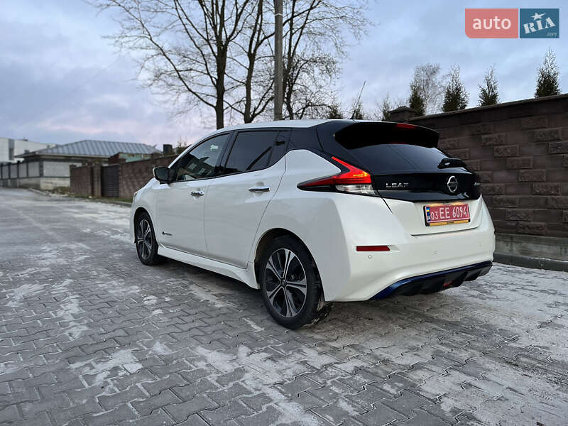 Nissan-37