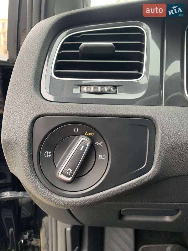 Volkswagen-40