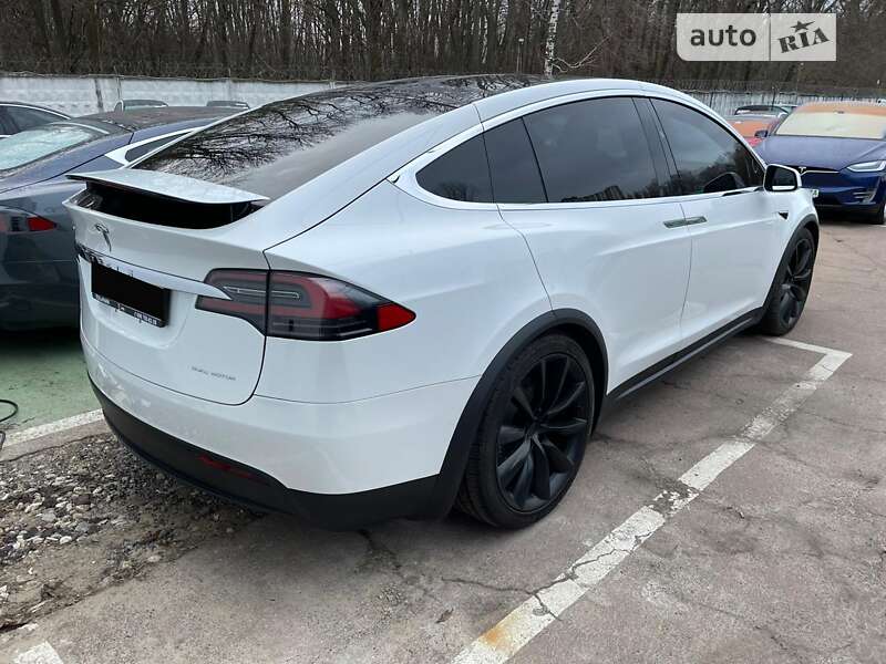 Tesla-3