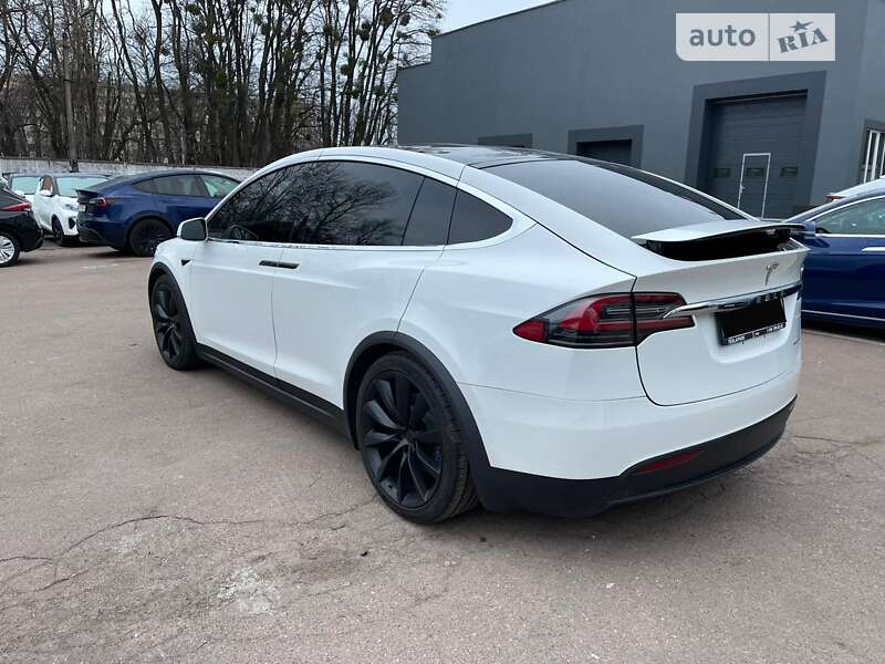 Tesla-11