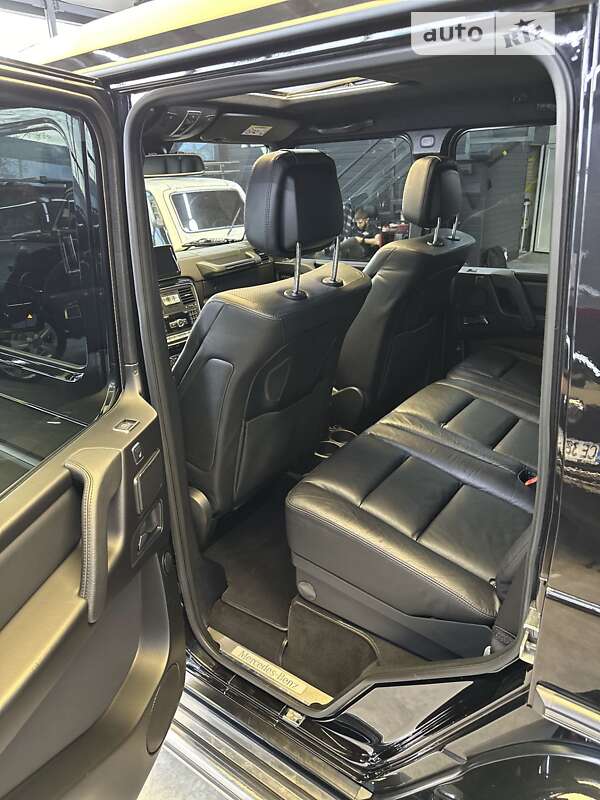 Mercedes-Benz G-Class 2015