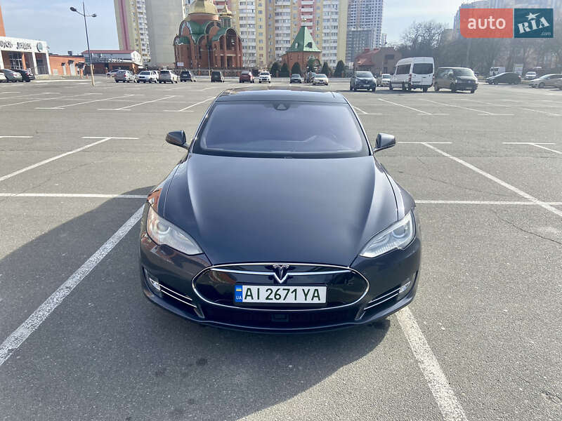 Tesla-15