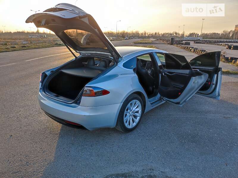 Tesla-11