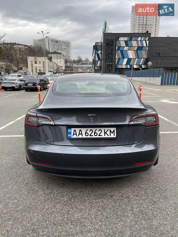 Tesla-5