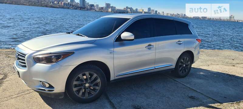 Infiniti-8