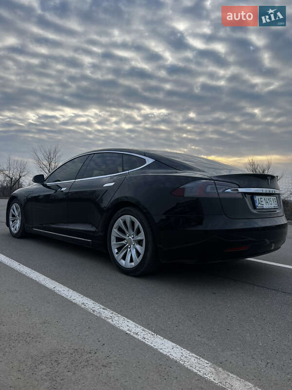 Tesla-3