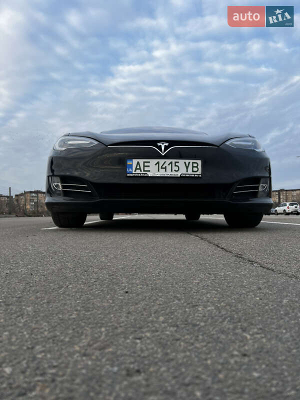 Tesla-1