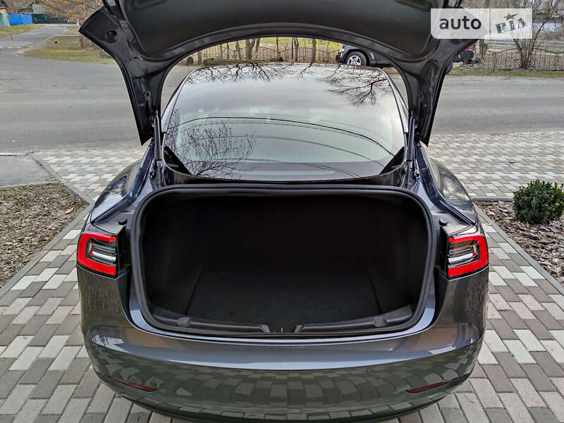 Tesla-43