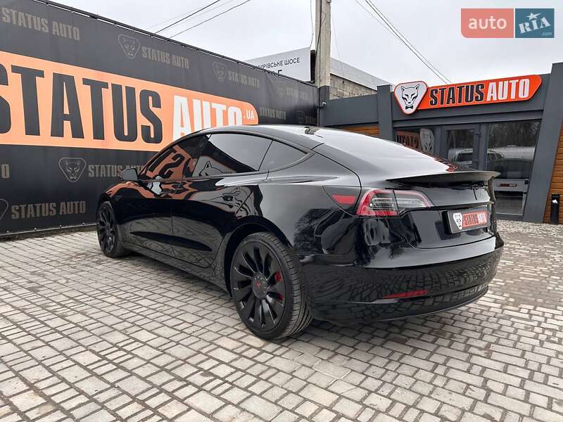 Tesla-0