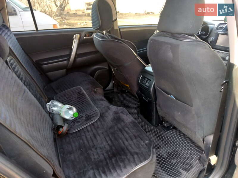 Toyota Highlander 2011