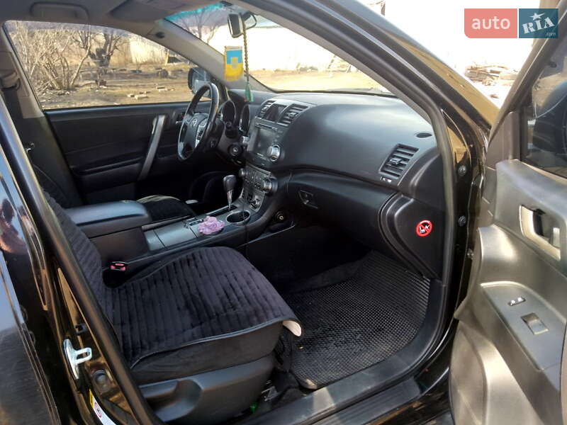 Toyota Highlander 2011