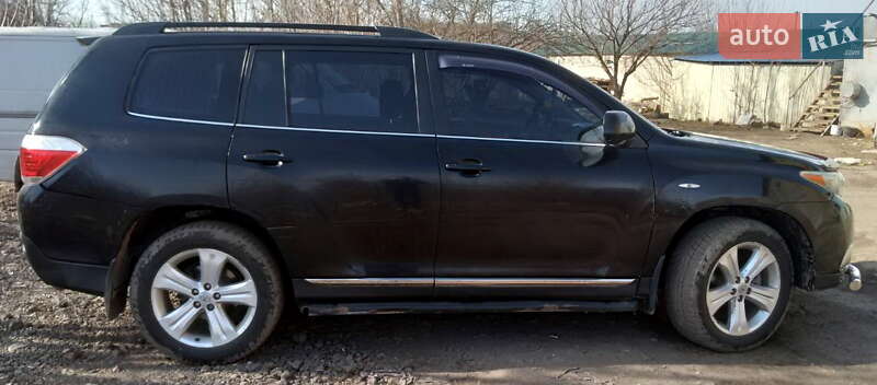 Toyota Highlander 2011