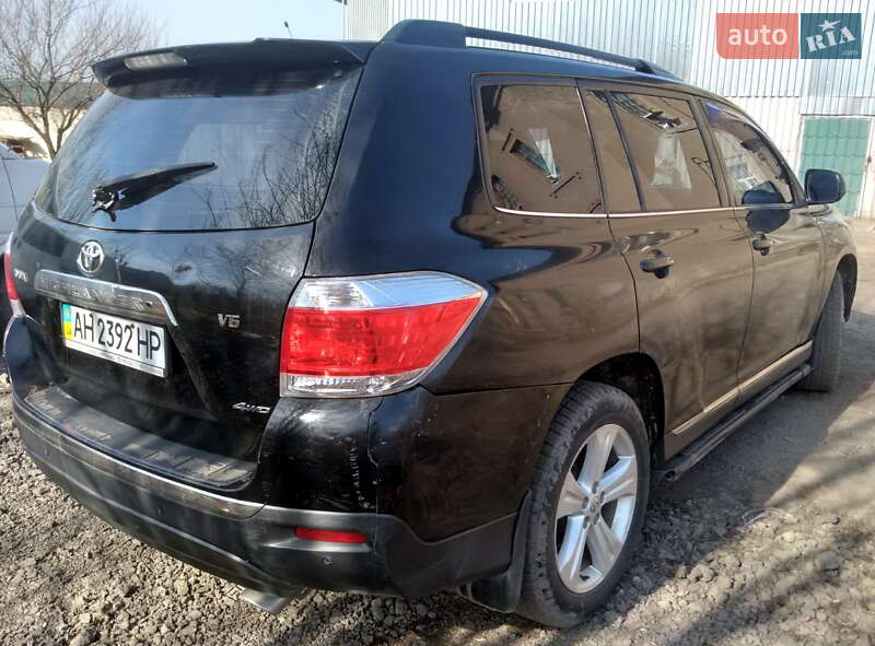 Toyota Highlander 2011