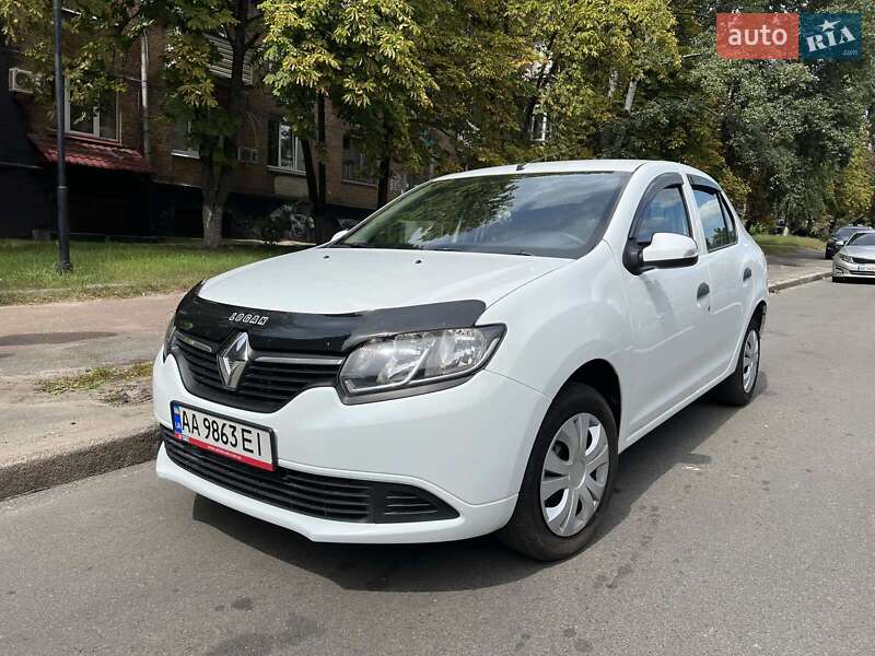 Renault-9