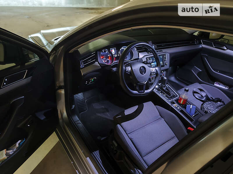 Volkswagen Passat 2015