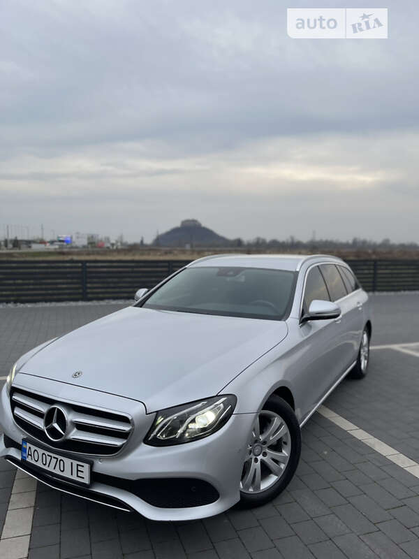 Mercedes-Benz E-Class 2017