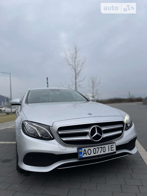 Mercedes-Benz E-Class 2017