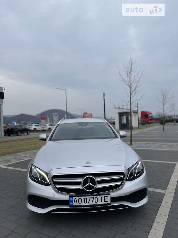 Mercedes-Benz E-Class 2017