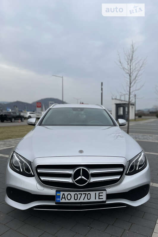 Mercedes-Benz E-Class 2017