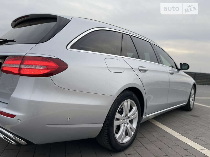 Mercedes-Benz E-Class 2017