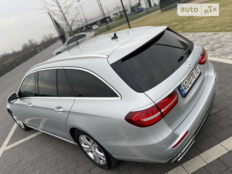 Mercedes-Benz E-Class 2017