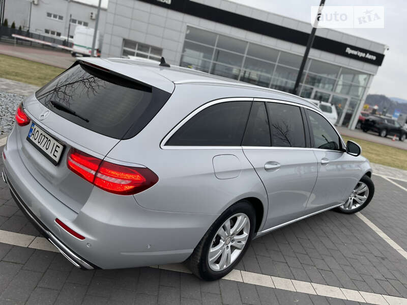 Mercedes-Benz E-Class 2017