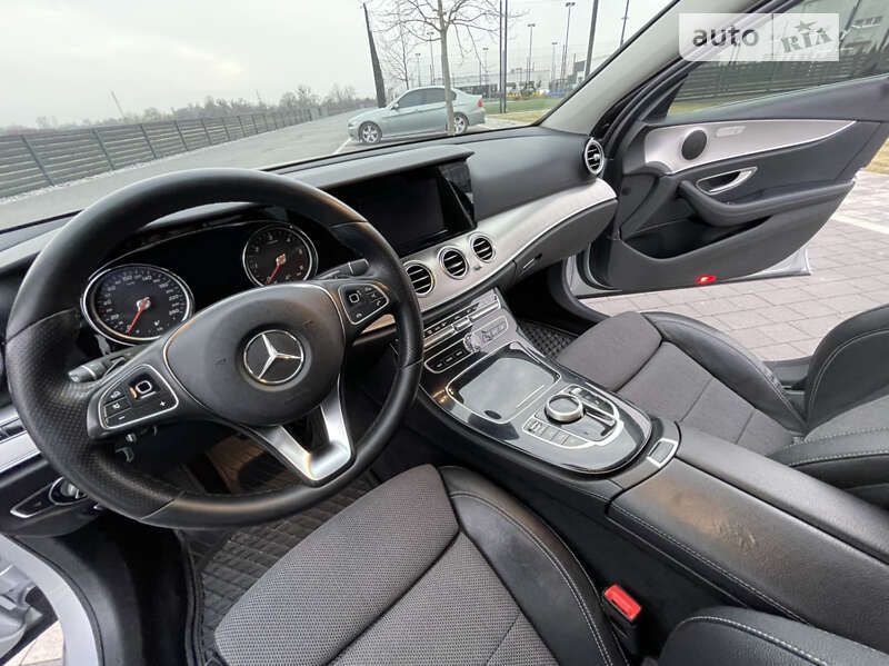 Mercedes-Benz E-Class 2017