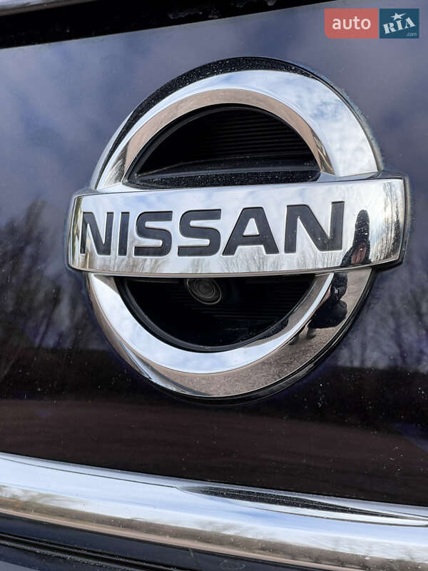 Nissan-14