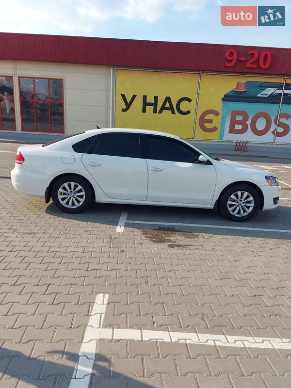 Volkswagen Passat 2011