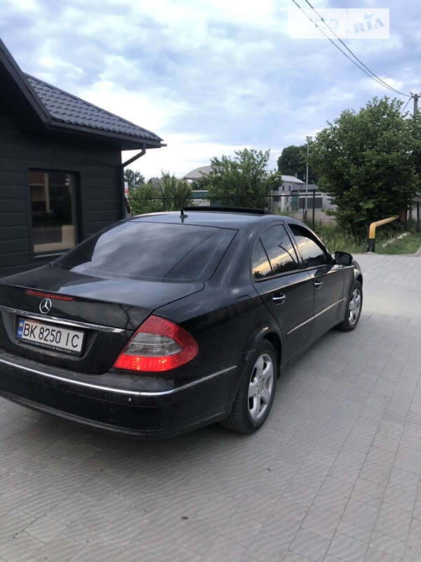 Mercedes-Benz E-Class 2007