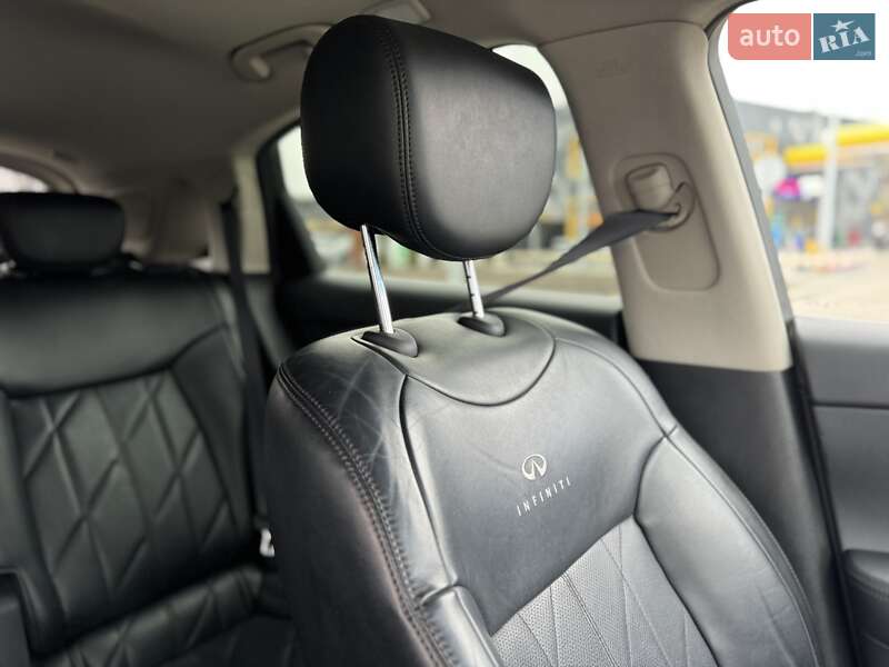Infiniti-15