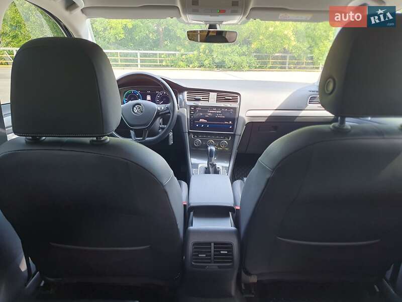 Volkswagen e-Golf 2018