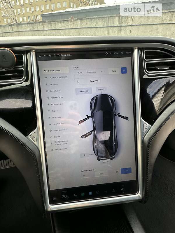 Tesla Model S 2017