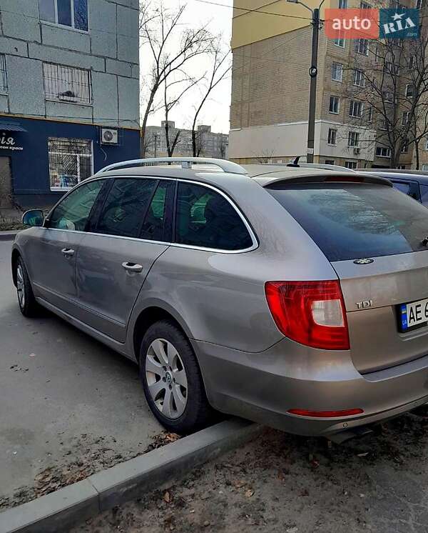 Skoda-7