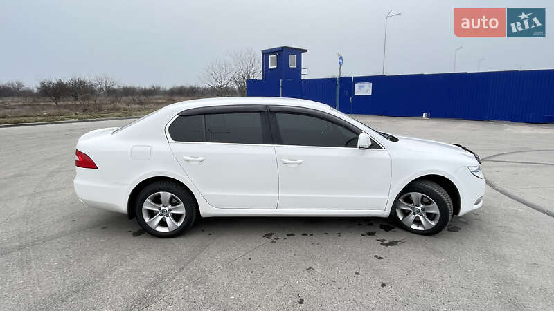 Skoda Superb 2013