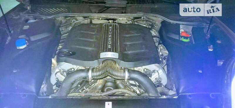 Porsche Cayenne 2016