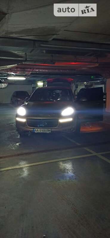 Porsche Cayenne 2016